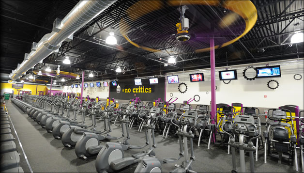 A Planet Fitness Cardio Area